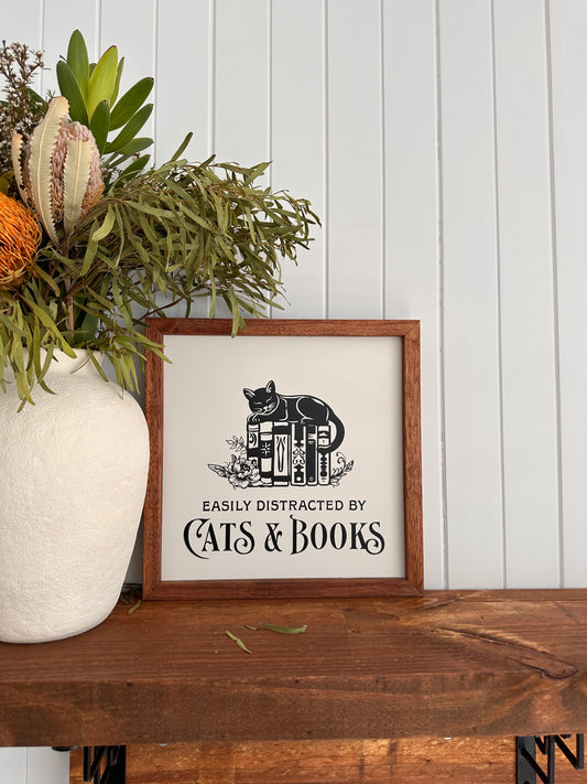 Easily distracted by Cats and Books