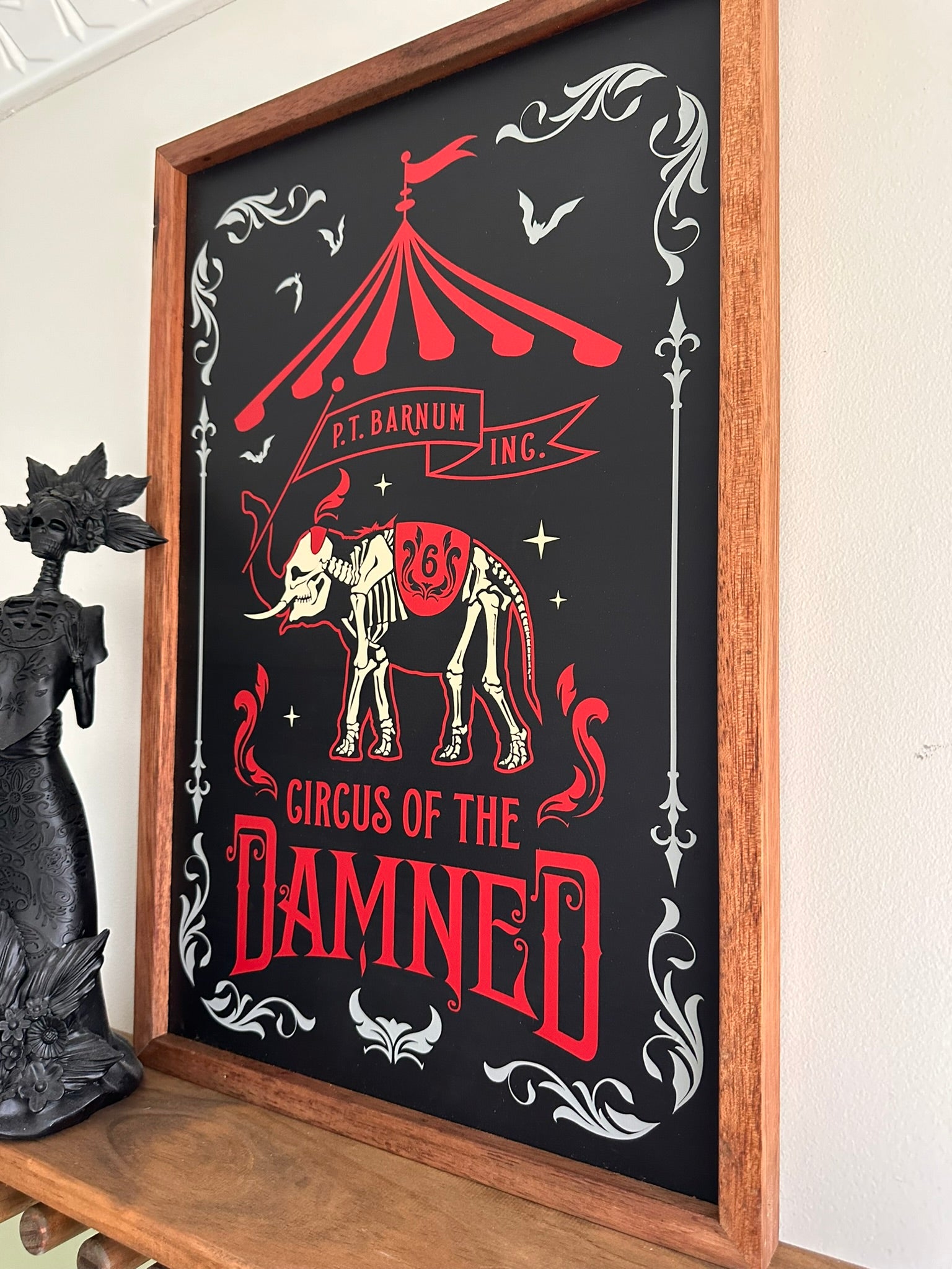 Circus of the Damned / Mr Dark Carnivale
